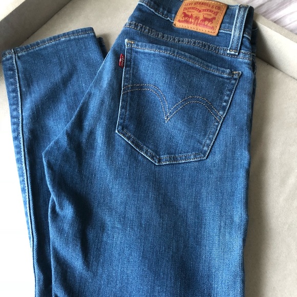 levis 27 x 32